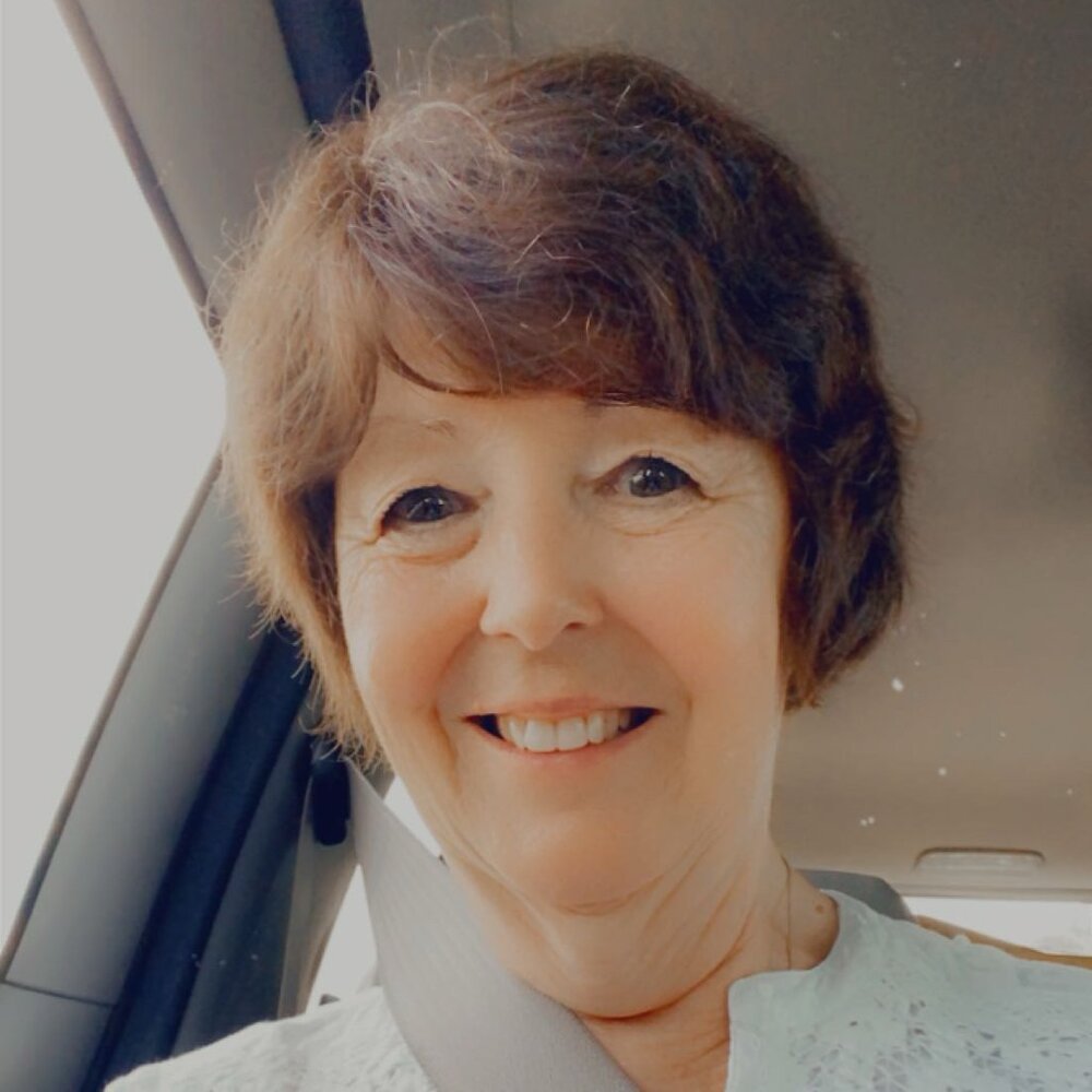 Meet your Posher, Carolyn